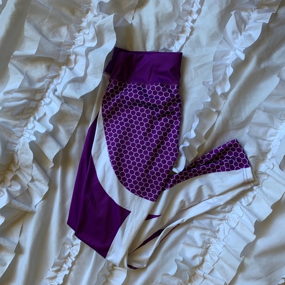 Honeycomb leggings (purple) - Picture 3 of 3